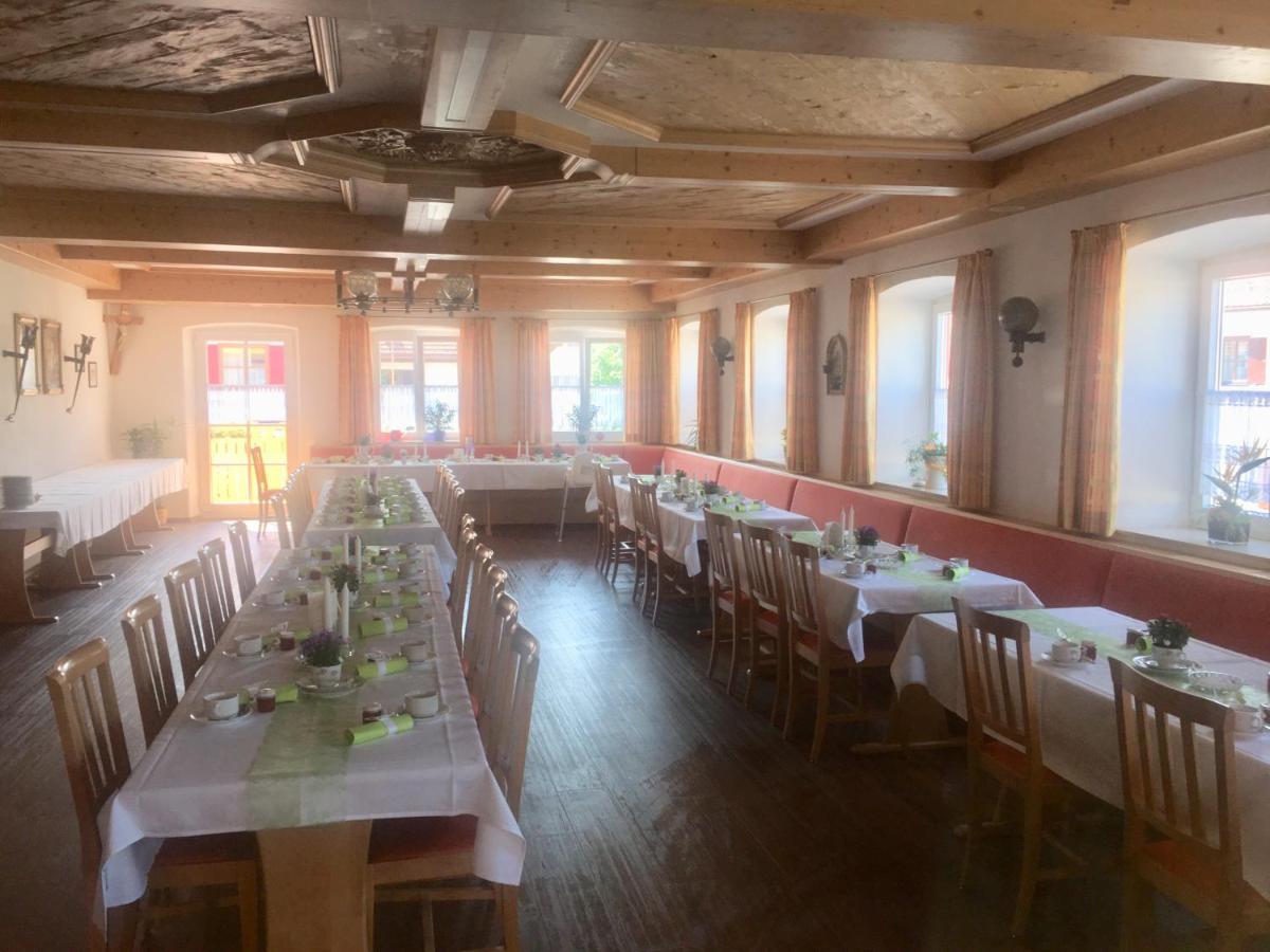 Gasthof Adler Otel Unterthingau Dış mekan fotoğraf